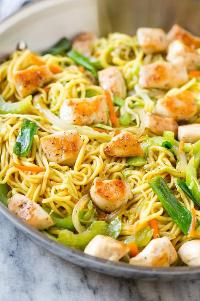 Chicken Chow Mein Recipe | Easy Chicken Recipe | Chow Mein | Chinese Food #chowmein #takeout #asianfood #sraye Chicken chow mein in a skillet with noodles and vegetables.