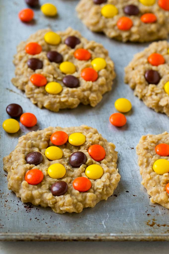No Bake Peanut Butter Cookies Recipe | No Bake Cookies | Peanut Butter Cookies #peanutbutter #cookies #nobake #nobakecookies #peanutbuttercookies #dessert #sraye A sheet pan with no bake peanut butter cookies on it.