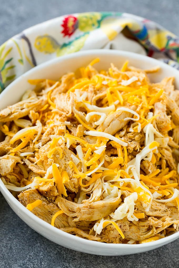 Chicken Taquitos Recipe | Baked Chicken Taquitos | Fried Chicken Taquitos | Mexican Appetizer | Chicken Tortillas #taquitos #chicken #appetizer #tortillas #mexicanfood #sraye A bowl of chicken taquito filling.