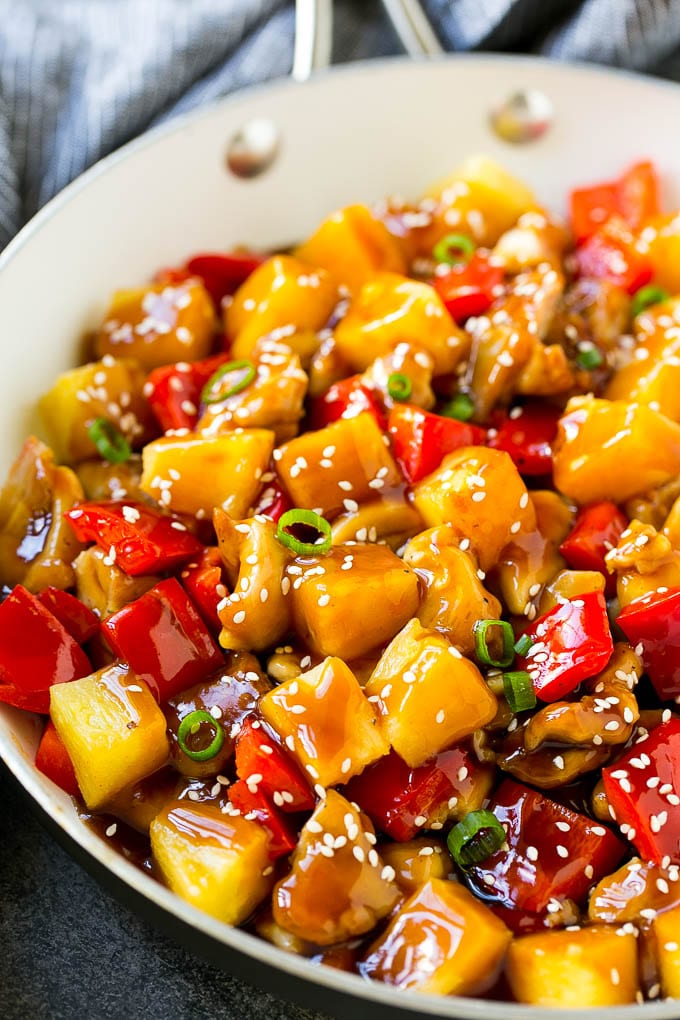 Pineapple Chicken | Hawaiian Chicken | Chicken Stir Fry #pineapple #chicken #dinner #stirfry #sraye A skillet of tropical chicken stir fry.