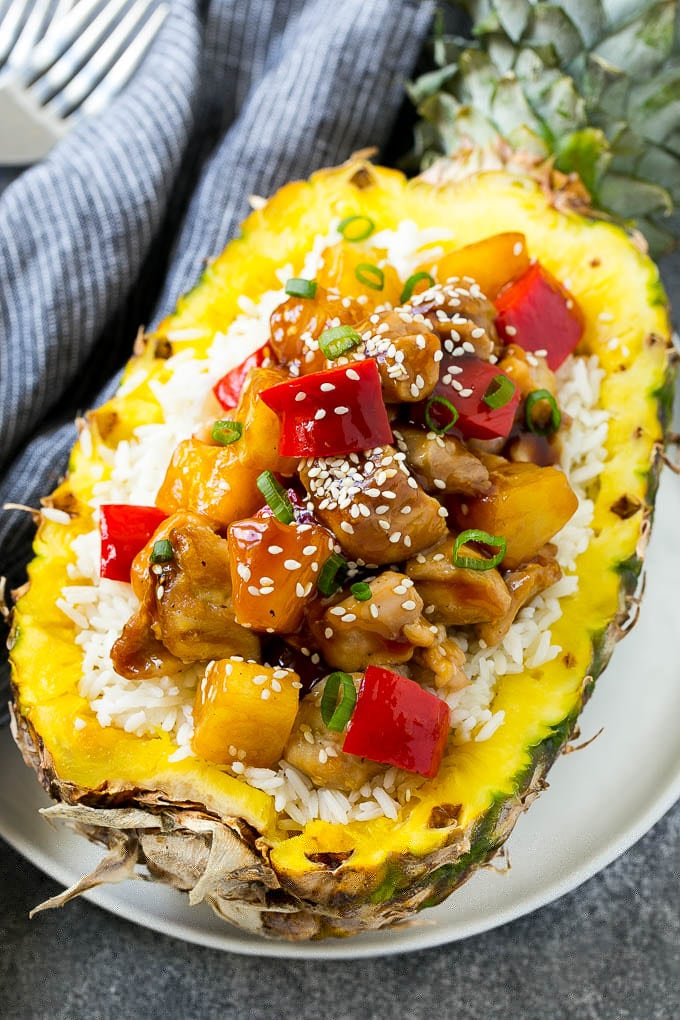Pineapple Chicken | Hawaiian Chicken | Chicken Stir Fry #pineapple #chicken #dinner #stirfry #sraye Pineapple chicken stir fry over rice served inside half a pineapple.