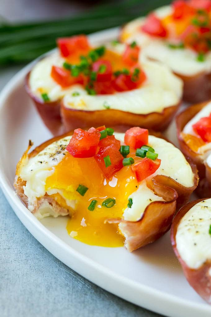 Ham and Egg Cups Recipe | Low Carb Breakfast | Ham and Eggs #ham #eggs #lowcarb #breakfast #sraye A ham and egg cup with a runny yolk.