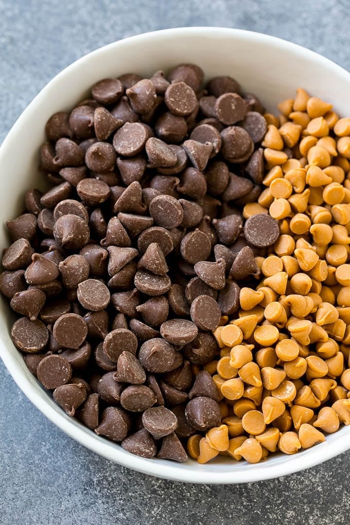 Haystack Cookies Recipe | No Bake Cookies | Chow Mein Noodle Cookies #nobakecookies #cookies #recipe #chocolate #sraye A mixing bowl of milk chocolate and butterscotch chips.