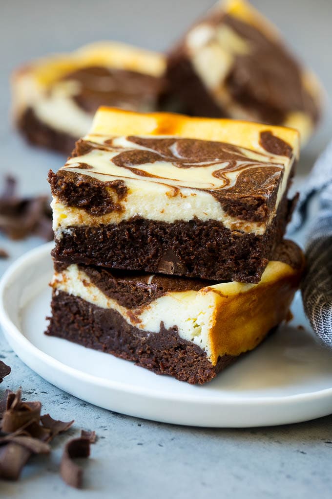 Cheesecake Brownies Recipe | Cream Cheese Brownies | Homemade Brownies #brownies #cheesecake #chocolate #dessert #sraye Cheesecake brownies with a rich brownie base and cream cheese topping.