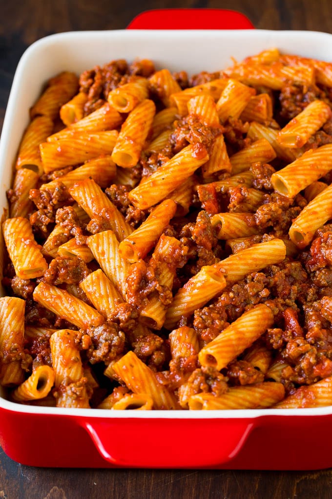 Baked Rigatoni Pasta #pasta #dinner #italianfood #groundbeef #sraye #casserole Rigatoni pasta tossed with meat sauce.